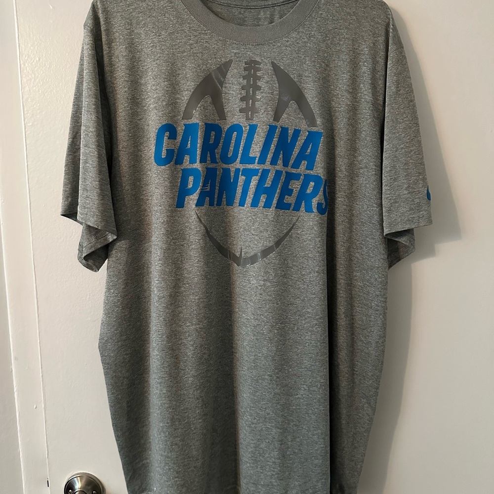 Nike Gray and Blue Short Sleeve Tee
